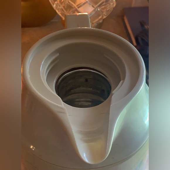 Vintage Corning Thermique 1 qt Coffee Carafe Cream and Pastel Blue/Flowers - Picture 10 of 15